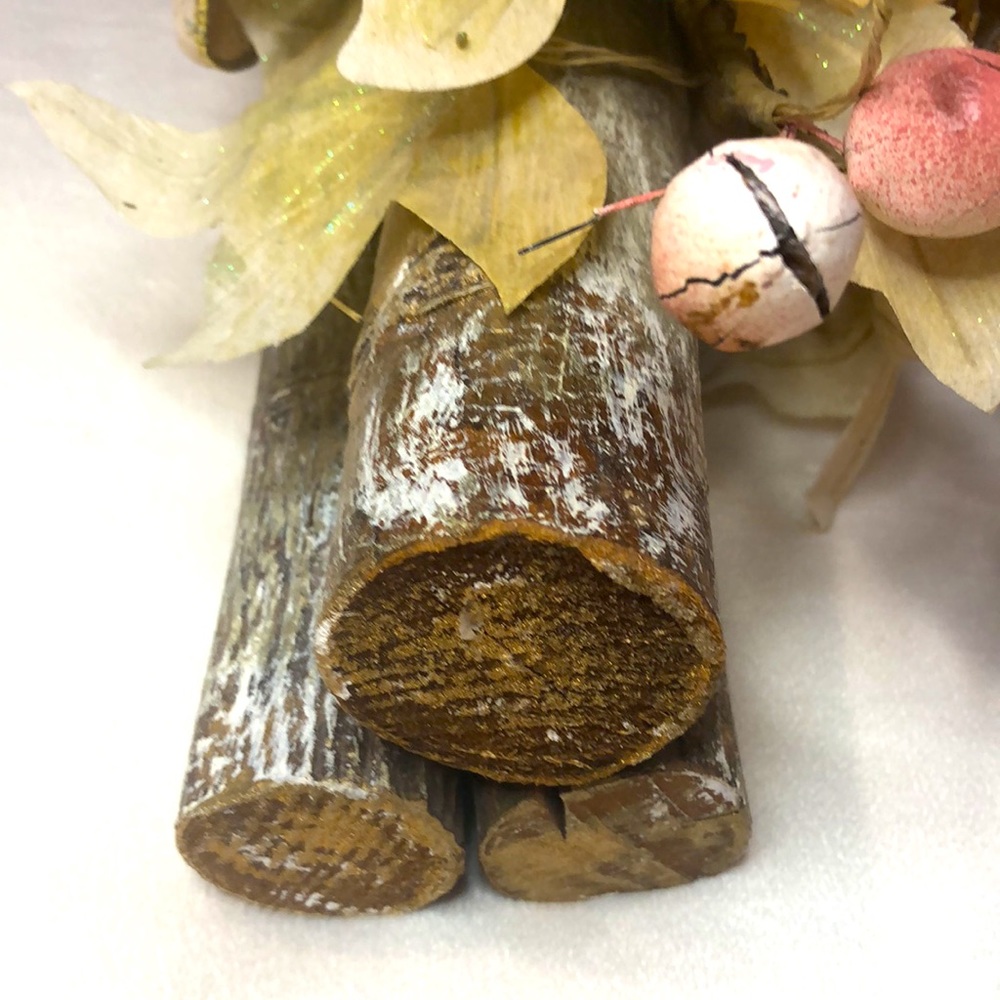 Decorative Table Centerpiece - Picture 5 of 6